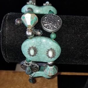 Turquoise stretch braclet